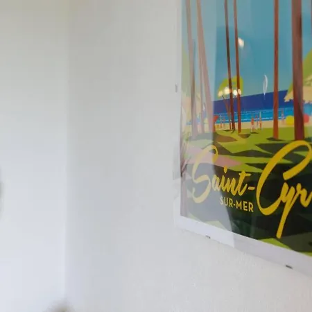 Appartement St-cyr - Studio Avec Balcon, Vue Mer Et Proche Plage