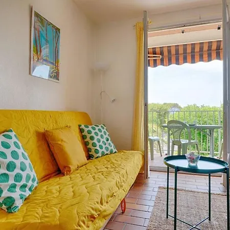 Apartamento St-cyr - Studio Avec Balcon, Vue Mer Et Proche Plage *
